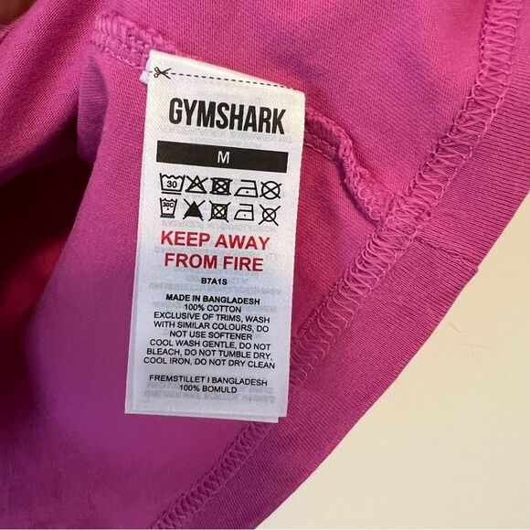 Gymshark Short Sleeve Crop Tee in Pink Medium - Picture 5 of 6